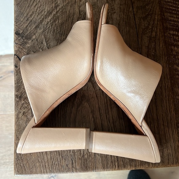 Vince Hanna mules nude size 10 - Picture 5 of 8